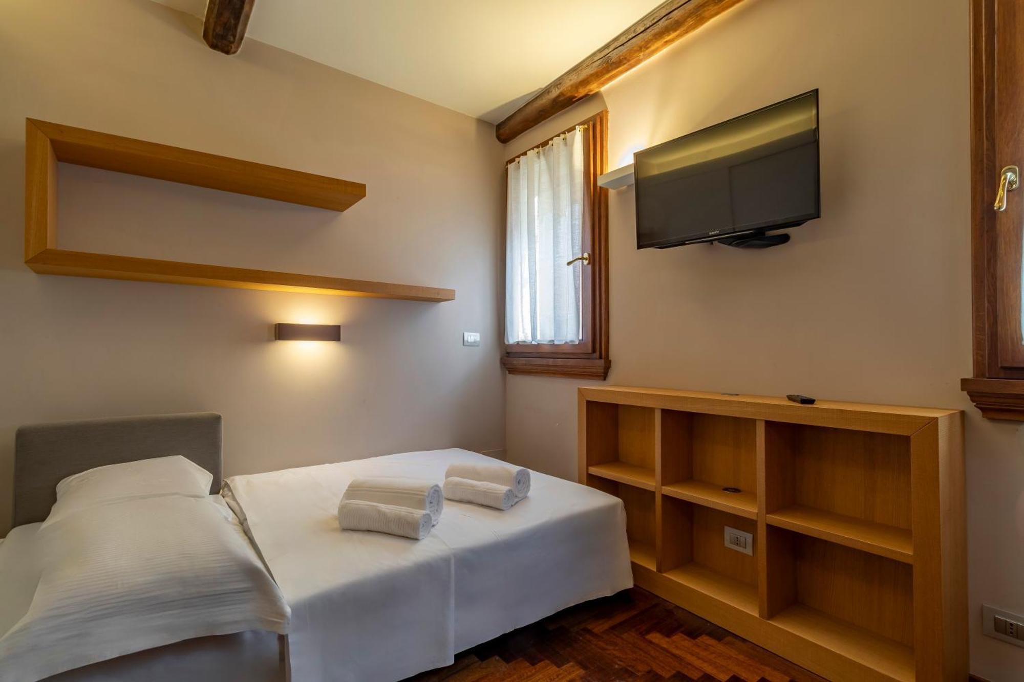 Trastevere Petite Escape Rome