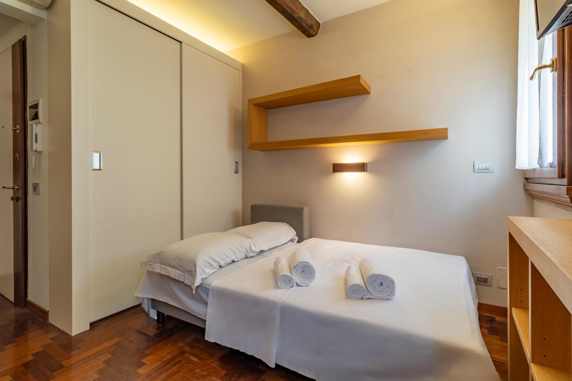Trastevere Petite Escape